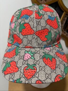 Gucci Women’s Strawberry Cap